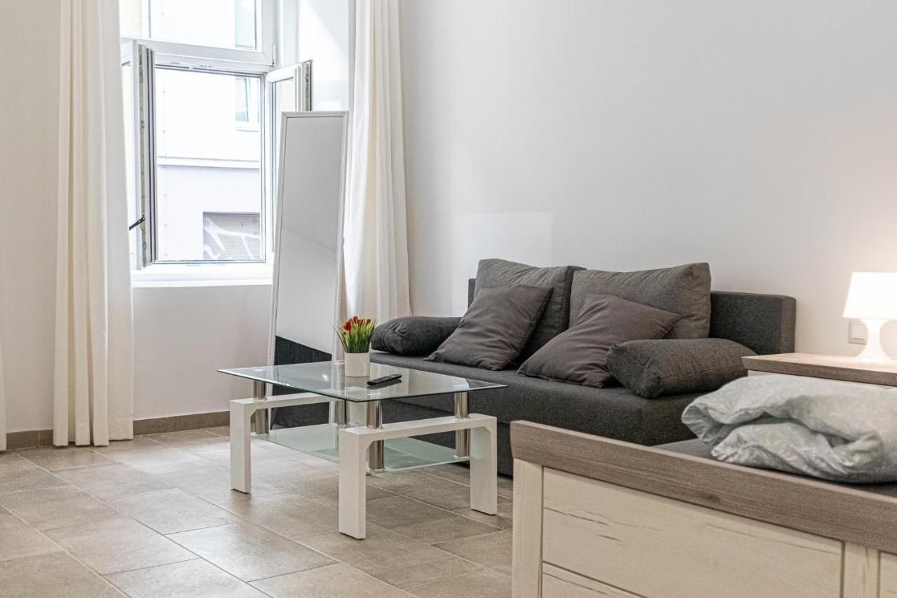 9 Min From City Center - Beautiful Studio Near U1 Reumannplatz Вена Экстерьер фото