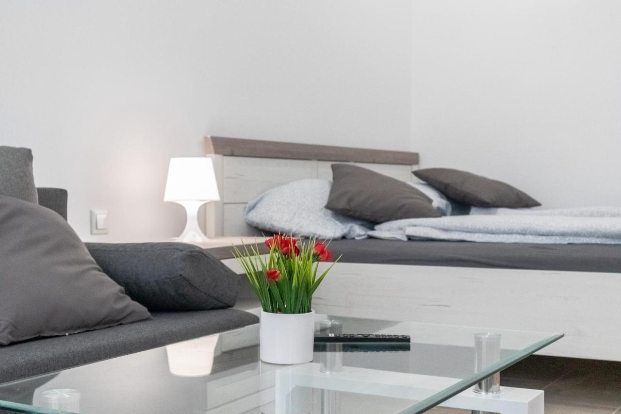 9 Min From City Center - Beautiful Studio Near U1 Reumannplatz Вена Экстерьер фото